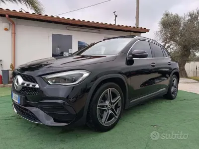 Usata Mercedes GLA200 AMG line 150 CV (110 kW) 2022 Nero SUV