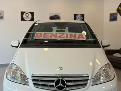 Usata Mercedes A150 Elegance 95 CV (69 kW) 2010 Grigio Berlina