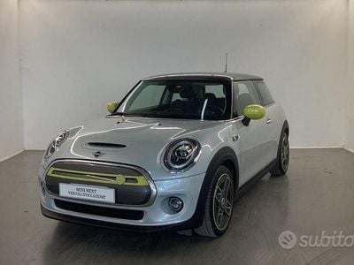 Usata Mini Cooper SE 160 kW (218 CV) 2021 White silver metallizzato Utilitaria