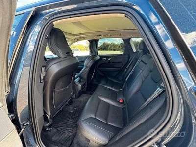 Blu Usata 2019 Volvo XC60 Inscription SUV | 32.000 € (Molto cara)