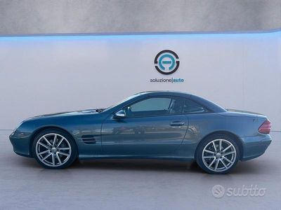 Usata Mercedes SL350 245 CV (180 kW) 2002 Verde Cabrio