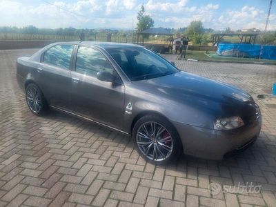 Usata Alfa Romeo 166 Progression 188 CV (138 kW) 2004 Marrone Berlina