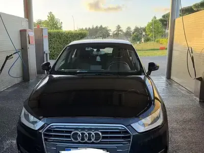 Usata Audi A1 90 CV (66 kW) 2018 Nero Berlina
