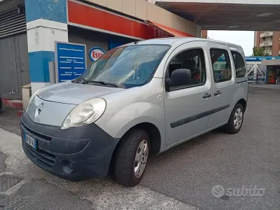 Usata Renault Kangoo Dynamique 85 CV (62 kW) 2008 Grigio Monovolume