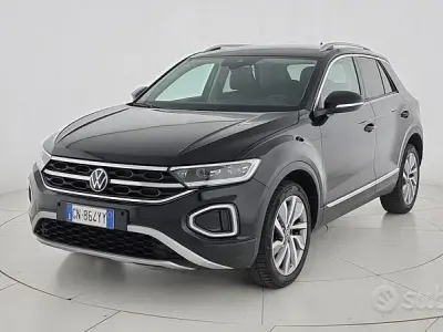 Usata VW T-Roc Style 110 CV (80 kW) 2023 Nero SUV