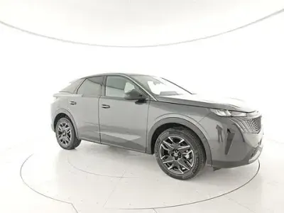 Usata Peugeot 3008 Allure 136 CV (100 kW) 2025 Grigio scuro SUV