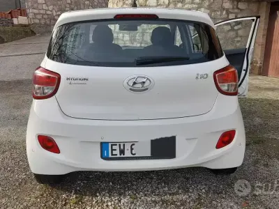 Usata Hyundai i10 66 CV (48 kW) 2014 Bianco Utilitaria