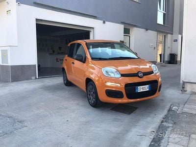 Usata Fiat Panda Easy 69 CV (50 kW) 2020 Arancione Utilitaria