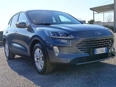 Usata Ford Kuga Titanium 120 CV (88 kW) 2020 Blu/azzurro SUV