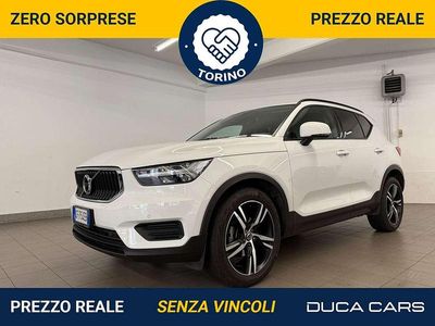 Usata Volvo XC40 Momentum 129 CV (94 kW) 2021 Bianco SUV