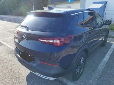 Usata Opel Grandland X Business Edition 131 CV (96 kW) 2021 SUV