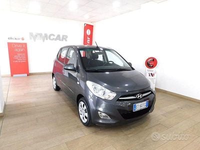 Usata Hyundai i10 Classic 69 CV (50 kW) 2013 Grigio Utilitaria