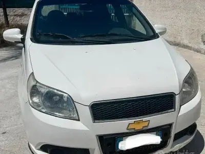 Usata Chevrolet Aveo 84 CV (61 kW) 2009 Bianco Utilitaria