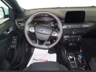 Usata Ford Focus ST-Line 120 CV (88 kW) 2020 Bianco Berlina