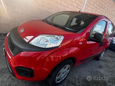 Usata Fiat Qubo Trekking 111 CV (81 kW) 2016 Rosso Monovolume
