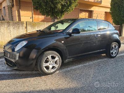 Nero Usata 2010 Alfa Romeo MiTo Distinctive Utilitaria | 5500 € (Buon prezzo)
