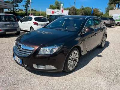 Gebraucht Opel Insignia Cosmo 194 PS (142 kW) 2012 Braun Kombi