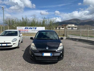 usata Renault Clio 1.2 75cv 5 porte - 2011