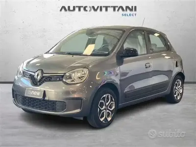 Usata Renault Twingo Equilibre 65 CV (47 kW) 2024 Grigio scuro Utilitaria