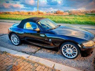 Begagnad BMW Z4 Sport Line 265 HK (194 kW) 2006 Svart Cab