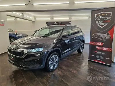Usata Skoda Karoq Executive 116 CV (85 kW) 2022 Nero SUV