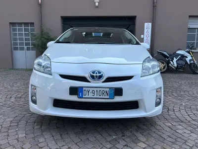 Usata Toyota Prius 99 CV (72 kW) 2009 Bianco Utilitaria