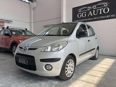 Usata Hyundai i10 Style 65 CV (47 kW) 2009 Argento Utilitaria