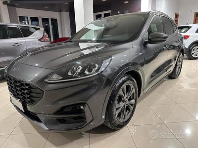 Usata Ford Kuga ST-Line X 120 CV (88 kW) 2021 Grigio SUV