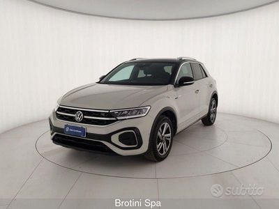 Usata VW T-Roc R-line 116 CV (85 kW) 2022 Grigio SUV