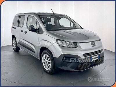 Nuova Fiat Doblò 130 CV (95 kW) 2025 Grigio Monovolume