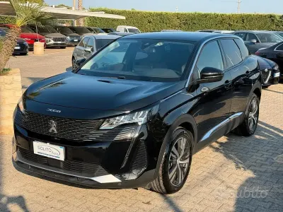 Usata Peugeot 3008 Allure 131 CV (96 kW) 2022 Nero SUV