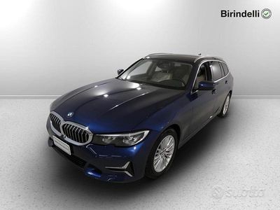 Usata BMW 320e Luxury Line 190 CV (139 kW) 2020 Blu Station wagon