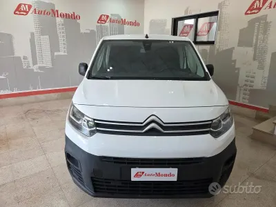 Usata Citroën Berlingo 102 CV (75 kW) 2021 Bianco Monovolume