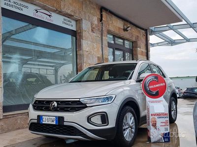 Usata VW T-Roc Life 110 CV (80 kW) 2022 Bianco SUV