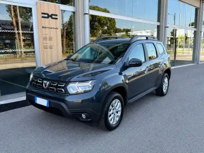 Usata Dacia Duster Comfort 116 CV (85 kW) 2022 Grigio SUV