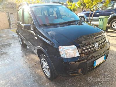 usata Fiat Panda 4x4 2ª serie 1.3 MJT con gancio traino