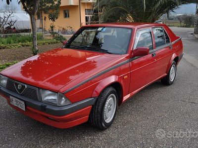 Rosso Usata 1988 Alfa Romeo 75 Berlina | 15.000 €