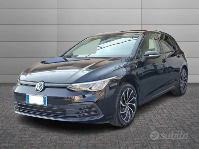 Używany VW Golf VII Life 116 KM (85 kW) 2020 Sedan/Limuzyna