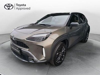 Usata Toyota Yaris Cross 116 CV (85 kW) 2022 Grigio SUV