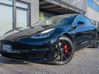 Usata 2019 Tesla Model 3 Performance Berlina | 24.200 € (Buon prezzo)