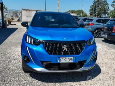 Usata Peugeot 2008 GT 131 CV (96 kW) 2022 Blu SUV