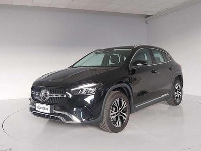 Mercedes GLA220