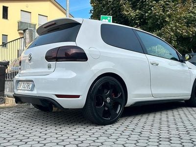 Usata VW Golf VI GTI 300 CV (220 kW) 2009 Bianco Utilitaria