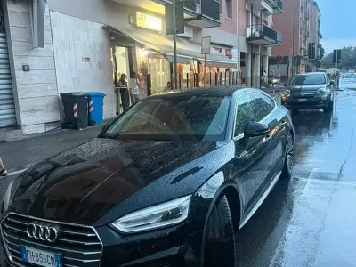 Usata Audi A5 S-Line 190 CV (139 kW) 2017 Nero Coupé