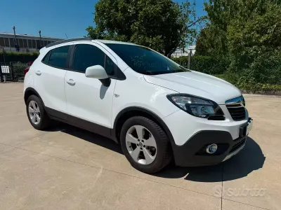 Usata Opel Mokka 116 CV (85 kW) 2016 Bianco SUV