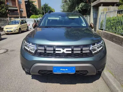 Usata Dacia Duster Extreme 101 CV (74 kW) 2024 Verde SUV