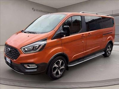Usata Ford Tourneo Custom Active 170 CV (125 kW) 2022 Arancione metallizzato Furgone