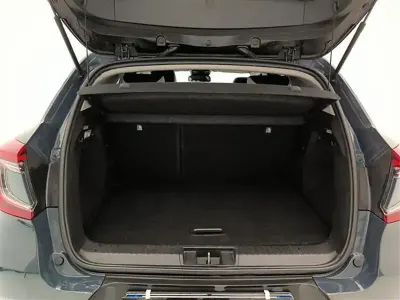 Usata Renault Captur Intens 101 CV (74 kW) 2022 Blu scuro SUV