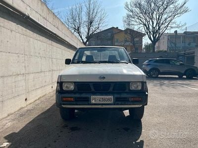 Usata Nissan King 1992 Bianco Pick-up