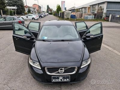 Usata Volvo V50 R-Design 115 CV (84 kW) 2011 Nero Station wagon